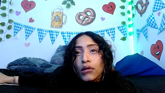 MarillynMorgan's Live XXX Chat