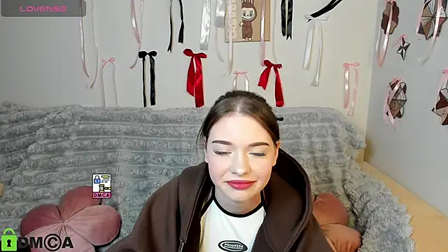 Онлайн чат XXX Veloraaaa