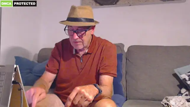 XXX chat uživo modela bluedae1