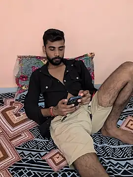 bisexual_yhh XXX чат на живо