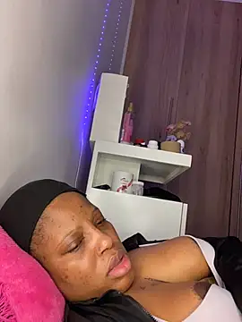 Živý XXX chat RainBougie