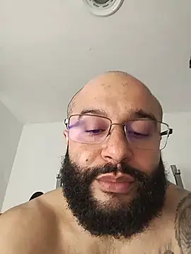Luke__09 Live XXX Chat
