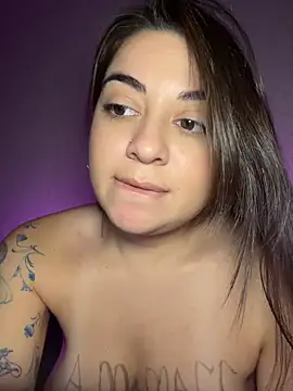 Czat XXX na żywo – Lovynna