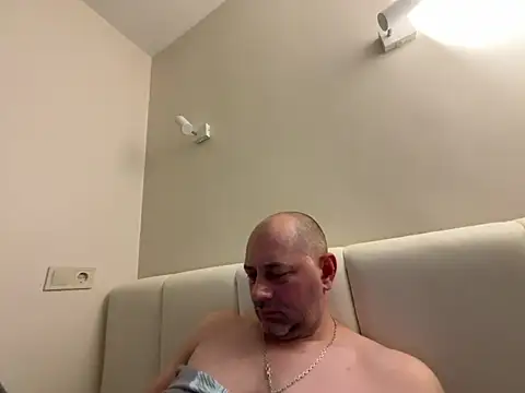 Aleksandr-aleksandr Show in webcam