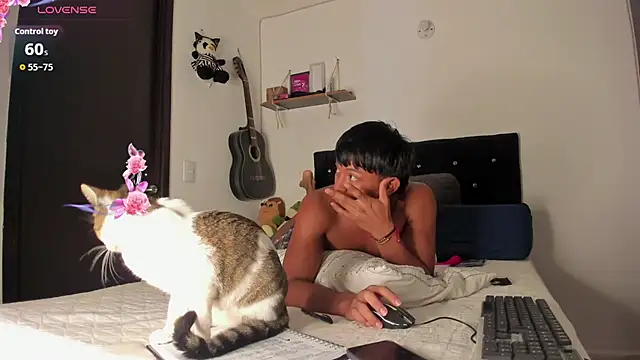 santinaughty's Live XXX Chat
