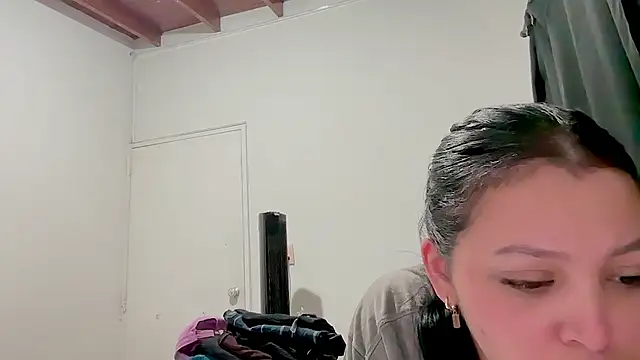 MarcellaGriffin 现场XXX聊天