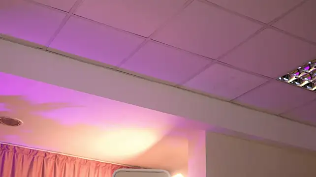 LalaRoze Adlı Modelin Canlı XXX Sohbeti