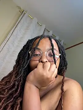 __linah__ Chat XXX in diretta