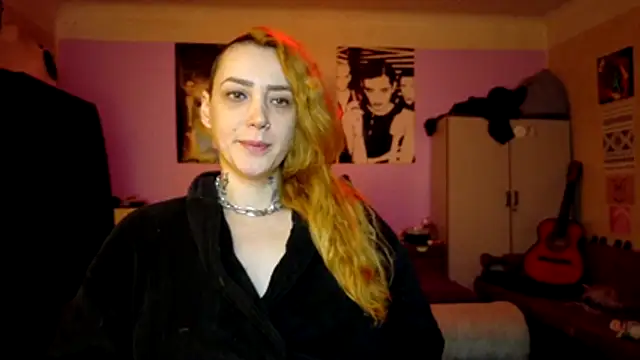 Chat +18 de VioletFox26 ao vivo