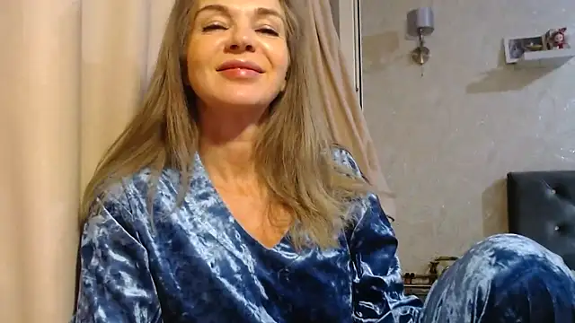 Chat XXX ao vivo de LuciaSnowy