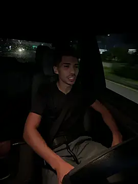 Živý XXX chat WavyAlloy30