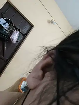 mini27mimi élő XXX-chatje