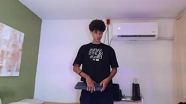 INFANTE_ Live XXX Chat