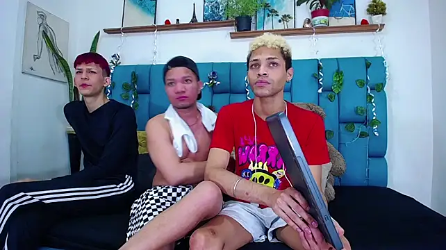 Chatroom XXX en direct de Dirty3someGuys