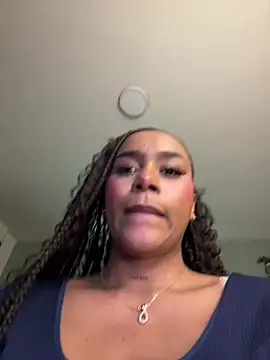 YariRose Chat XXX in diretta