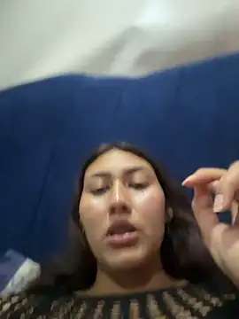 moly_lof Adlı Modelin Canlı XXX Sohbeti