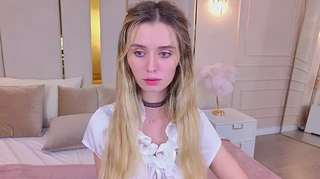 MarybethSnow's Live XXX Chat