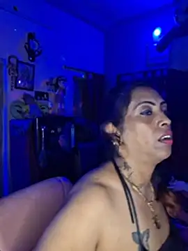 Poisonou5 লাইভ XXX চ্যাট