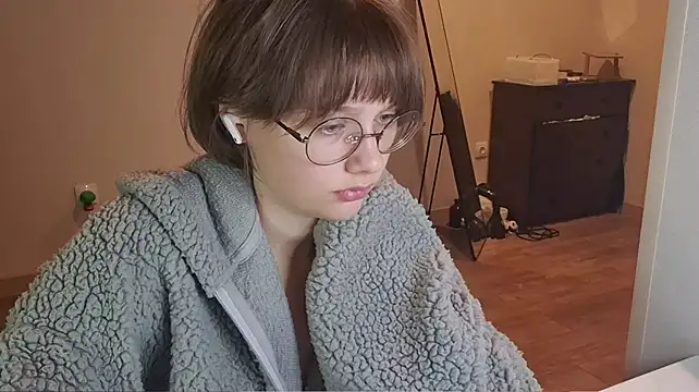 ExitedTroth's Live XXX Chat