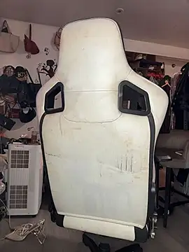 Motherbigbus' Webcam Show