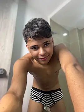 sam_tnt9 Chat XXX live