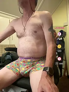 Czat XXX na żywo – Moonraker64