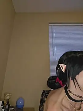 แชท XXX สดของ AmethystFoxx
