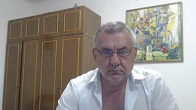 Онлайн чат XXX machomale3