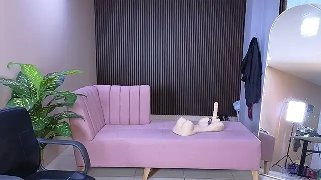 Czat XXX na żywo – hott_mind_