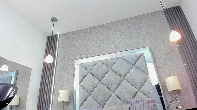 MikeHunteer Adlı Modelin Canlı XXX Sohbeti