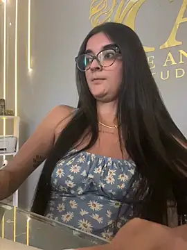 Emmyx 라이브 XXX 채팅