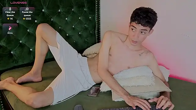Czat XXX na żywo – Adriann_voss