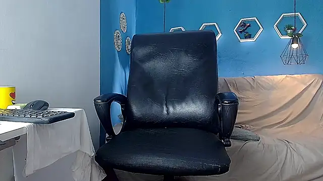 Chat XXX en directo de Ehkay_