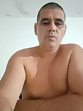 sile2000nou Adlı Modelin Canlı XXX Sohbeti
