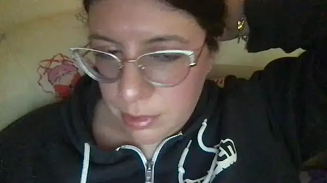 HYPHYtype's Live XXX Chat