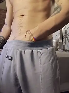 AlphaMasterXxx লাইভ XXX চ্যাট