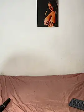 AinaraJimenez's Live XXX Chat
