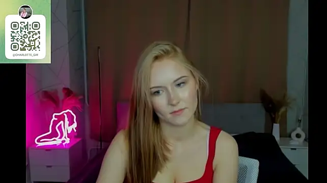 Czat XXX na żywo – Charlotte_Smitee