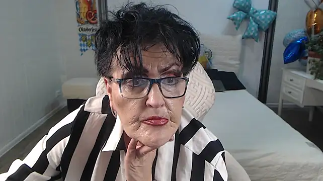 Živý XXX chat MasterLeila