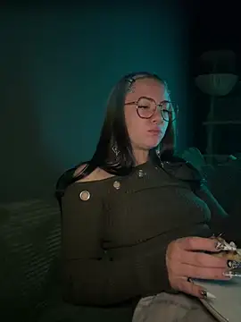 XXX chat uživo modela sami_zone