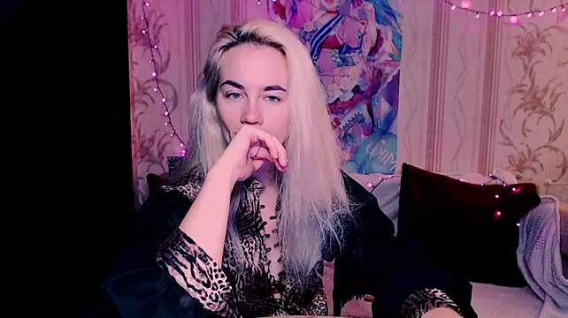 XXX chat uživo modela xxxcharismaaa