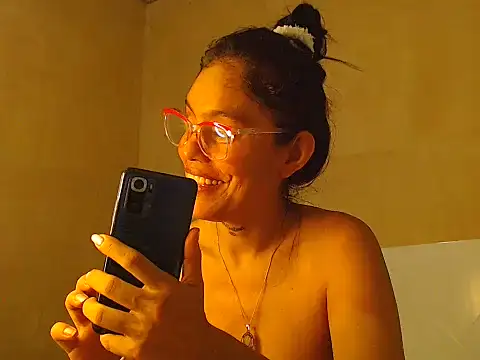 Elizabeth_manzon's Live XXX Chat