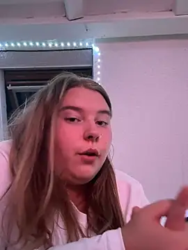 sassi_babe – Naživo XXX chat