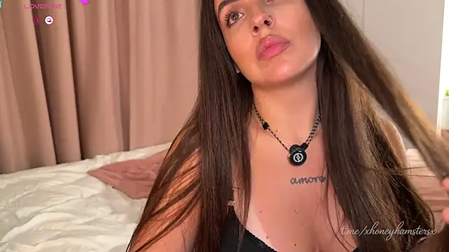 xHONEYHAMSTERSx Chat XXX in diretta