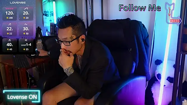 Chatroom XXX en direct de Ghost11_11