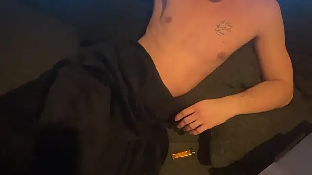 Lucas328706's Live XXX Chat