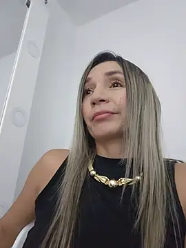 Ms_lunaRose's Live XXX Chat