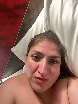 Spicy-Kareena's Live XXX Chat