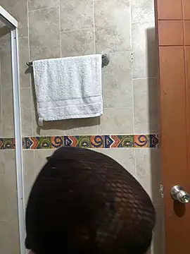 Chat +18 de Naticol1 ao vivo