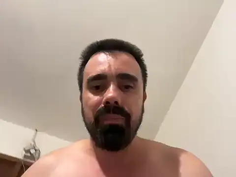 XXX chat uživo modela brunobra_